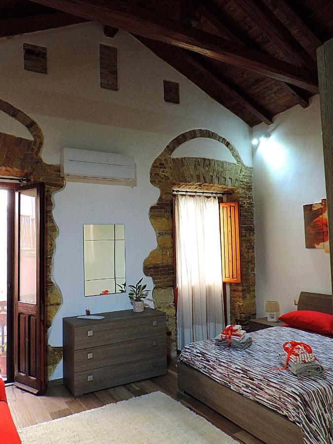 Sa Fabbrica De Sant'Anna Bed and Breakfast Cagliari Buitenkant foto